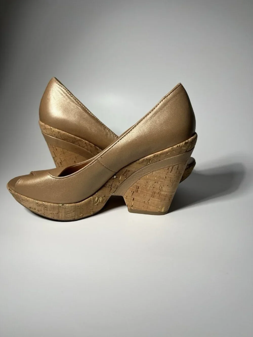 Sofft Olivia Bronze Leather Peep Toe Cork Wedge Pumps Women’s Size 7M